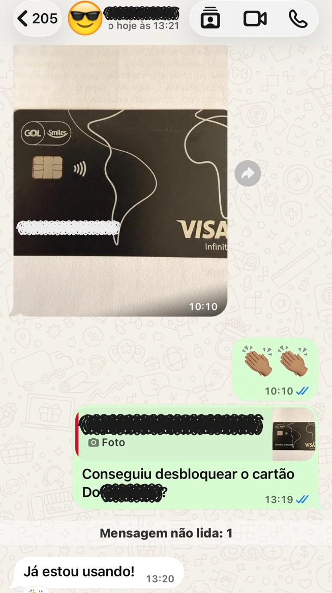 Conversa no WhatsApp: cartão Gol Smiles Visa Infinite de cliente, que responde que já está usando